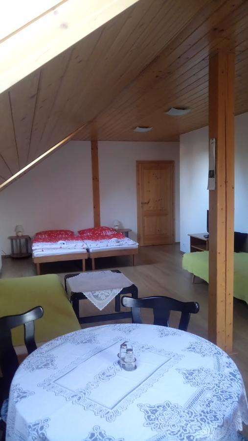 Apartmany Nad Otavou Zvikovske Podhradi Exterior photo